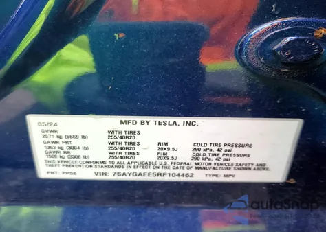 2024 Tesla Model Y из США, поврежденный, VIN 7SAYGAEE5RF104462